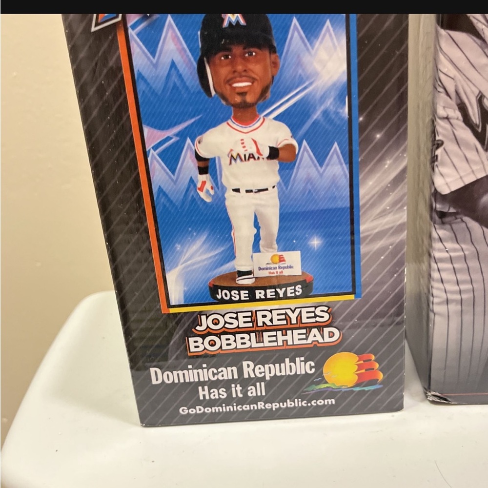 Bobble heads - Picture 5 of 5